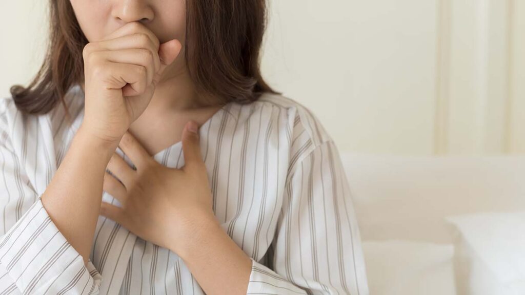 ผื่น ไอเรื้อรัง นอนไม่หลับ ใช่อาการลองโควิดไหม แล้วต้องแก้ยังไง