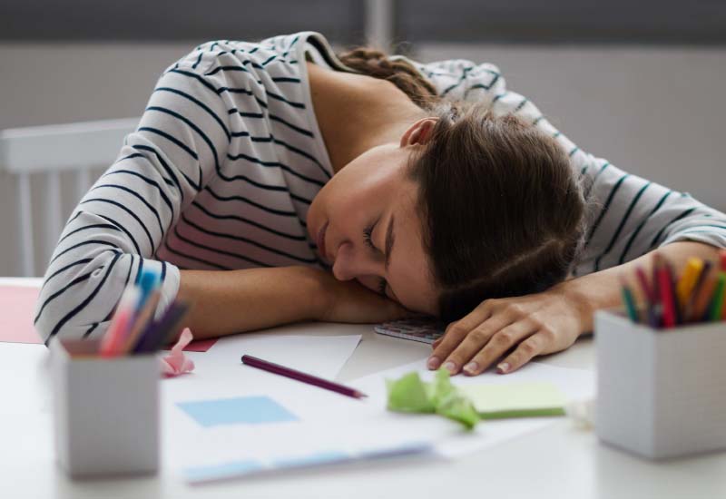 ภาวะกึ่งแข็งแรง ร่างกายอ่อนเพลียเรื้อรัง การแพทย์จีนมีวิธีบำบัด