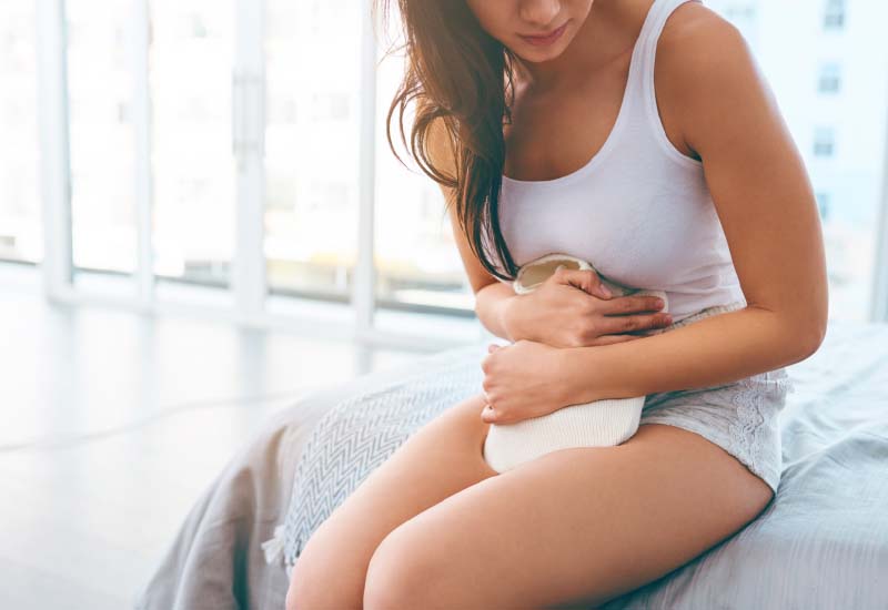 อาการปวดท้องประจำเดือนแบบไหนผิดปกติ ใช้สมุนไพรจีนบำบัดบรรเทา